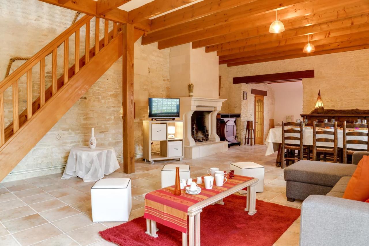 Isida, Maison Spacieuse Avec Terrasse Et Stationnement Кан Екстериор снимка